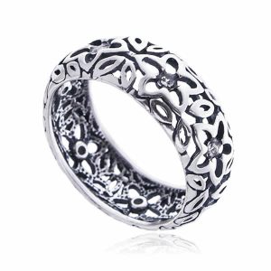 Pierścionek ażurowy