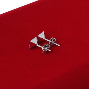 Kolczyki z kamieniami 3x3 białe