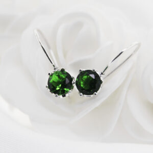 Kolczyki z zieloną cyrkonią 7mm