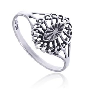 Pierścionek ażurowy kwiat
