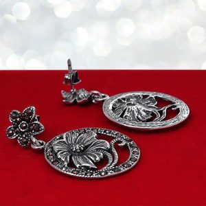 Zdobione kwieciste kolczyki z markazytami