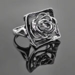 Pierścionek ażurowa róża
