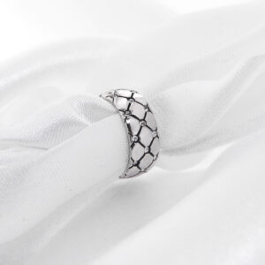 Szeroka obrączka z cyrkoniami