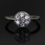 Pierścionek z cyrkoniami