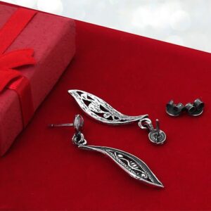 Ażurowe wiszące łezki