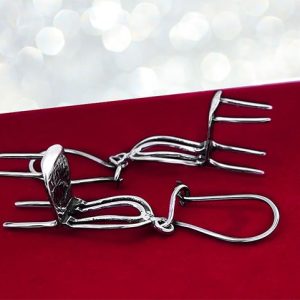 Nietuzinkowe kolczyki krzesła