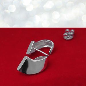 Podwinięte kolczyki