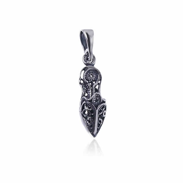 Wisiorek pantofelek 1 Wisiorek pantofelek