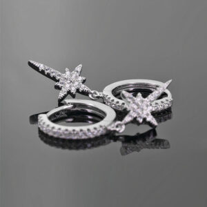 Kolczyki kółka z krzyżykiem clickery białe kamienie