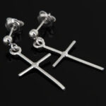 Kolczyki długie krzyżyki