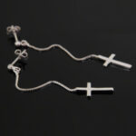 Kolczyki linki z krzyżykiem