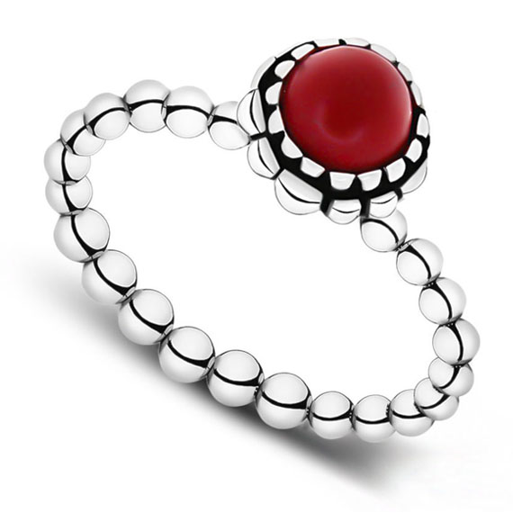 Pierścionek kulkowy z koralem 1 Pierścionek kulkowy z koralem