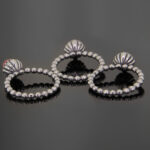 Pierścionek kulkowy z koralem