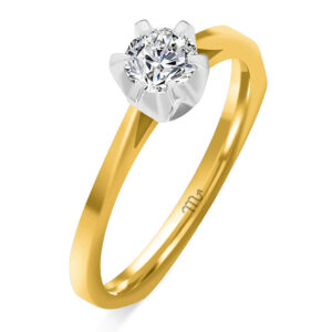 Złoty pierścionek zaręczynowy z diamentem