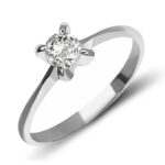 Pierścionek z białą cyrkonią 4mm