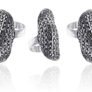 Pierścionek długi zdobiony