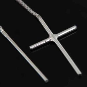 Podwójne przekładane kolczyki krzyżyki