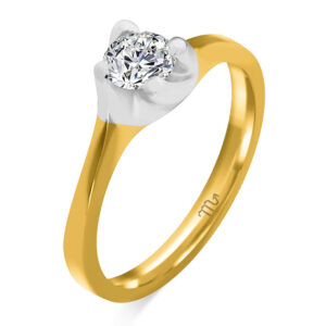Złoty pierścionek zaręczynowy z diamentem