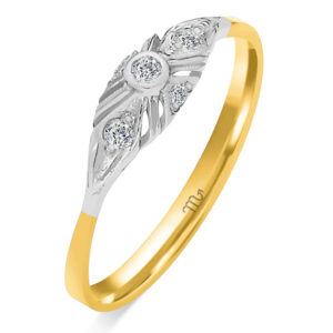 Złoty pierścionek zaręczynowy z diamentami