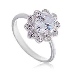 Pierścionek kwiat z białymi cyrkoniami