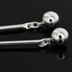 Kolczyki patyczki z kulką