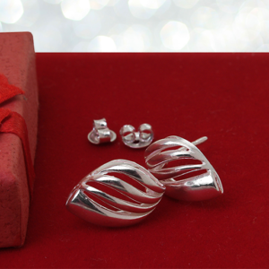 Kolczyki ażurowe falki