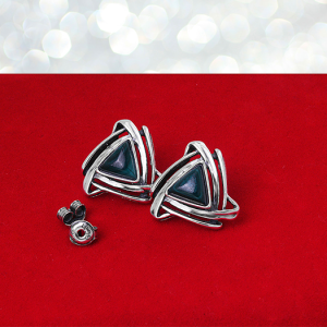 Kolczyki trójkątne z malachitem