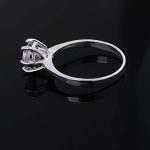 Pierścionek z białą cyrkonią 7mm