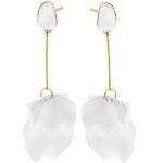 Kolczyki białe kwiaty - pozłacane