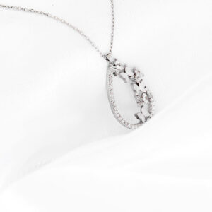 Naszyjnik z motylami i cyrkoniami