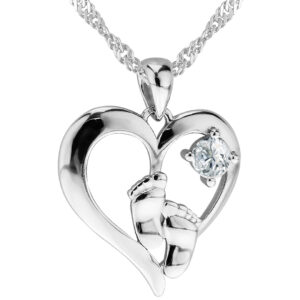 Naszyjnik srebrne serce ze stópkami