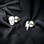 SREBRNE KOLCZYKI CZASZKA CZASZKI PIORUN BŁYSKAWICA