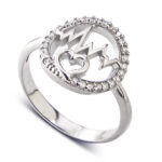 Pierścionek z pulsem serca i sercem